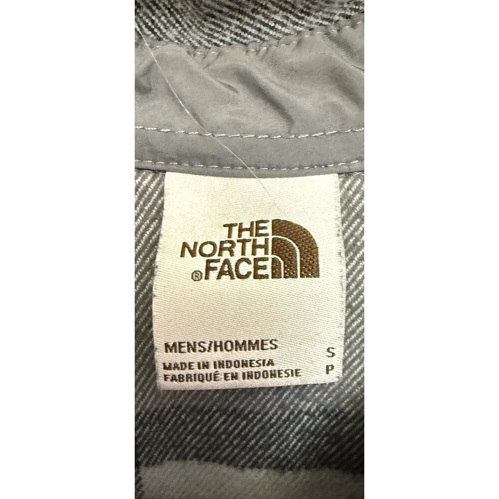 The North Face Flannel Shirt Men's Size Small Heavy Black/Gray Plaid Never Worn